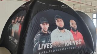 foto van de tent voor de rodashow live not knives