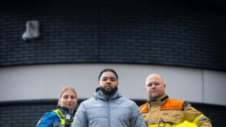 jongerenwerker, boa en brandweerman voor de kazerne